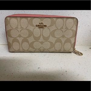 Coach wallet